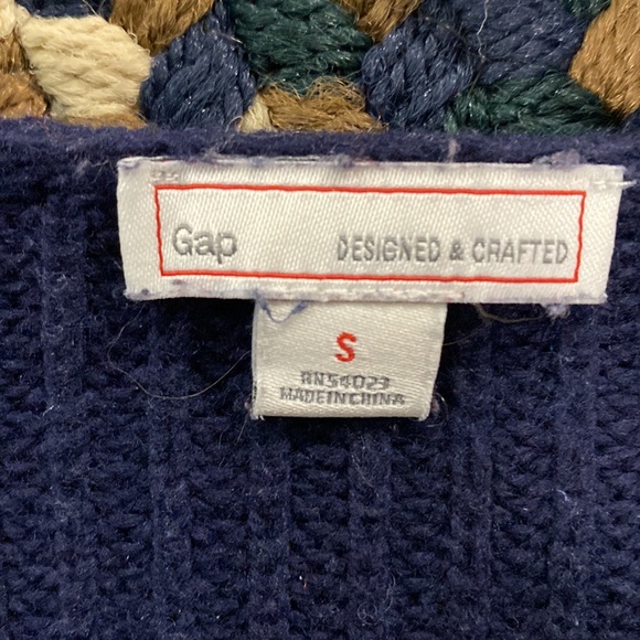 Gap sweater small - Picture 2 of 3